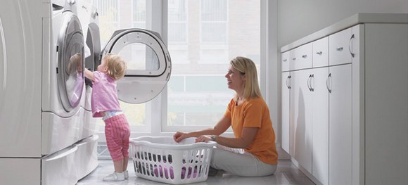 Вибираючи пральну машину для своєї сім'ї доводиться враховувати безліч параметрів: габарити, обсяг завантаження білизни, клас енергоспоживання і прання, тип завантаження білизни, режими прання, додаткові функції і інше, інше