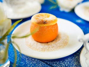 Апельсинове Суфле - Orange Soufflé Минулого літа я публікував в блозі дуже простий  рецепт персиків з меренгою , Красивого і смачного десерту