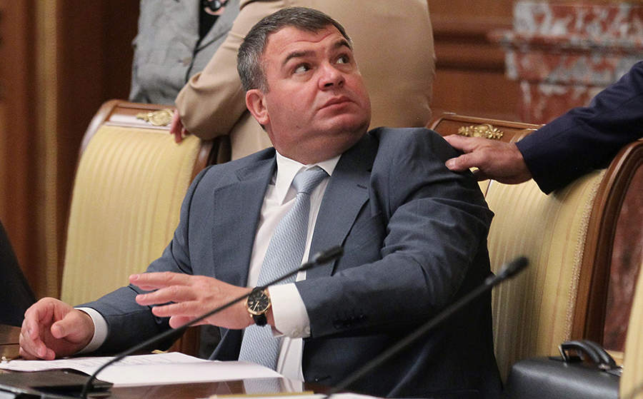 Рішення запросити Сердюкова очолити боротьбу з корупцією пов'язано з тим, що він глибоко знає тему