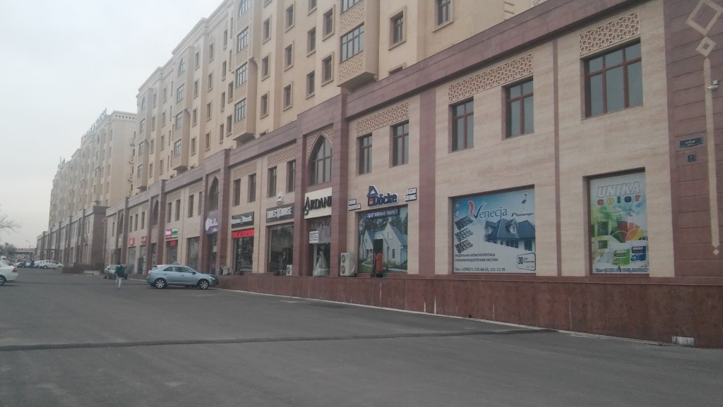Жителі столиці Узбекистану місяцями не можуть продати квартири через повалені цін